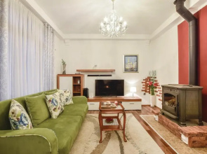 Beautiful Home in Srinjine With Wifi and 3 Bedrooms