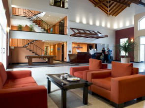 Howard Johnson by Wyndham Resort Pilar