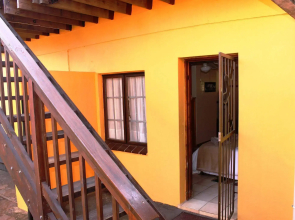 Flintstones Guest House Durban