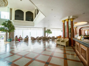 Royal Benja Hotel