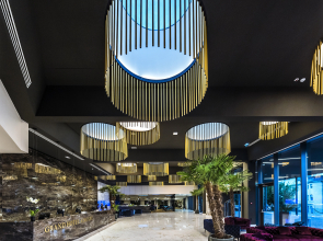 Grand Hotel Adriatic II