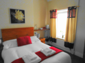 Lyndhurst Guest House