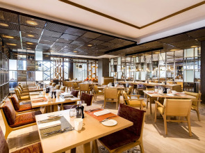 Crowne Plaza Vientiane by IHG