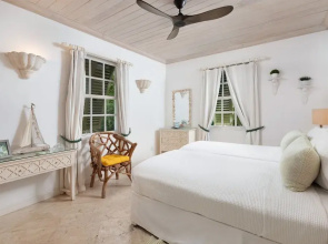 Beacon Hill 202 - Moonshadow by Blue Sky Luxury
