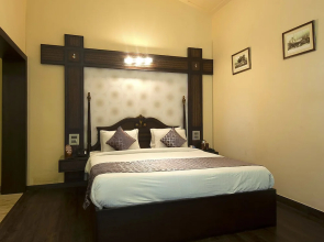 Corbett Wild Iris Spa & Resort