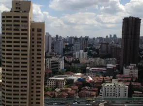 Eagle's Nest Flat On Nanjing Road