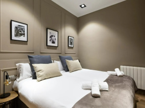 Pullman Dubai Jumeirah Lakes Towers - Hotel & Residence