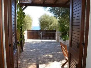 Mirto Sotto - Casa in Pietra sul Mare