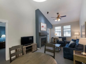 Condo with Ski Resort View Private Balcony - Fraser Crossing/Founders Pointe Premium-Rated 3619