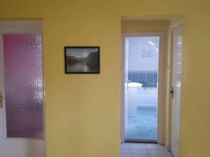 Barátságos ház emelete