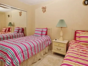 Hacienda Del Sol II 414 Apartment 2