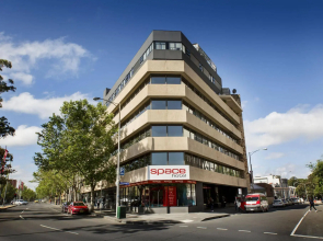 Space Hotel - Hostel