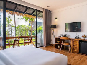 RiverTree Villa & Resort
