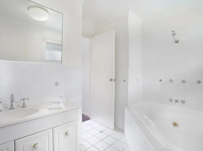 Diggers Beach Villa at Aanuka Resort