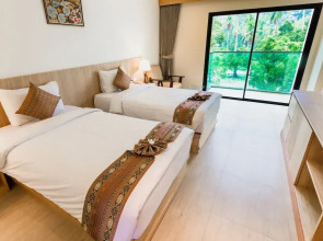 Airport Beach Hotel Phuket