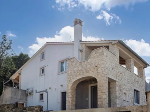 Amazing Apartment in Rovinjsko Selo With Wifi