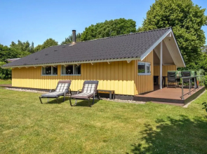 "Hwiting" - 200m from the sea in SE Jutland
