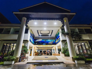 Karon Whale Resort Karon Beach (SHA Certified)