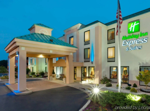Holiday Inn Express & Suites Allentown-Dorney Park Area by IHG