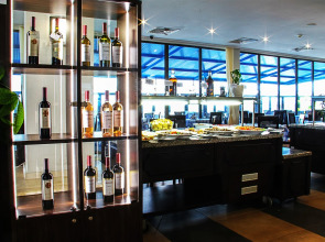 Smartline Meridian Hotel