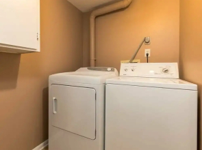 Castaways 7D by Meyer Vacation Rentals