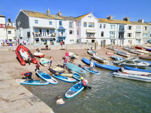 Crab Shack - Luxury beach side duplex apartment