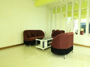 鲁克赛尔豪华酒店(Luxer Deluxe Hotel)