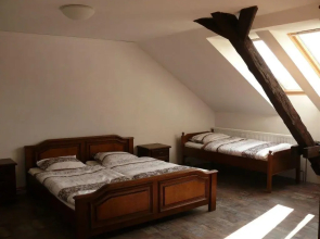 Hotel Ve Mlejně