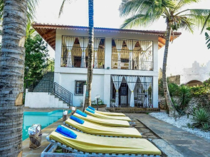 Watamu Sunflower House