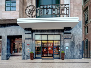 VIP Executive Eden Aparthotel