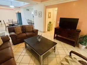 Las Palmas Resort At Sandy Beach: Condo Grande-605 2 Bedroom Condo by Redawning