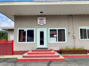 Grand Forks Hotel