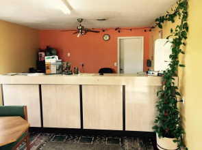 Budget Inn