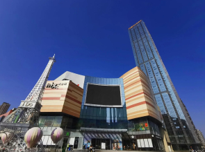 Reisburg International Apartment (Ganzhou Fifth Avenue Store)