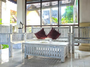 巴厘岛水明漾克罗柏崁贝拉班888酒店(Airy Eco Seminyak Kerobokan Beraban 888 Bali)