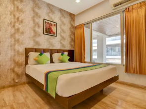 Treebo Trend Kuval Inn