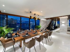 Maple Hotel & Apartment