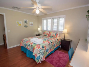 Spacious Ocean View Home w/ New Furniture, Huge Deck, & Wifi