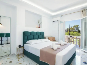 Anais Luxury Living Green