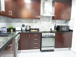 HAPPY SEASON I Amwaj apartment