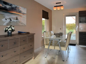 Comfy Holiday Home in Noordwijkerhout near Beach
