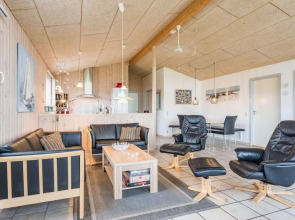 8 Person Holiday Home in Tarm