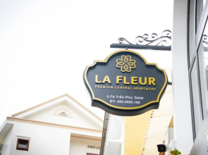 La Fleur Premium Central Apartment