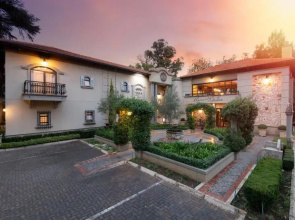 Three Rivers Lodge and Villas
