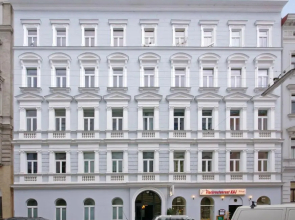 Herzlich Willkommen - Küss die Hand