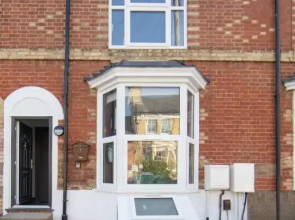 Central location for contractors, families and business travellers Ashford