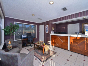 Xecutive Inn and Suites