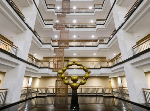 Отель Grande Centre Point Ploenchit