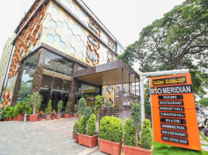 Capital O 15506 Near Highway Circle