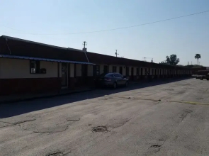 Budget Inn